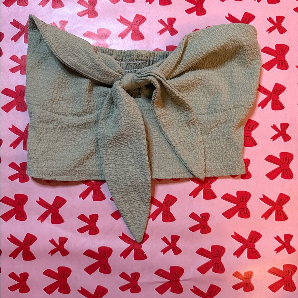 Green Textured Bow Top